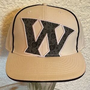 WRANGLER Wool-Blend Cream Black Gray Paisley Pattern Fitted Cap Western Rodeo